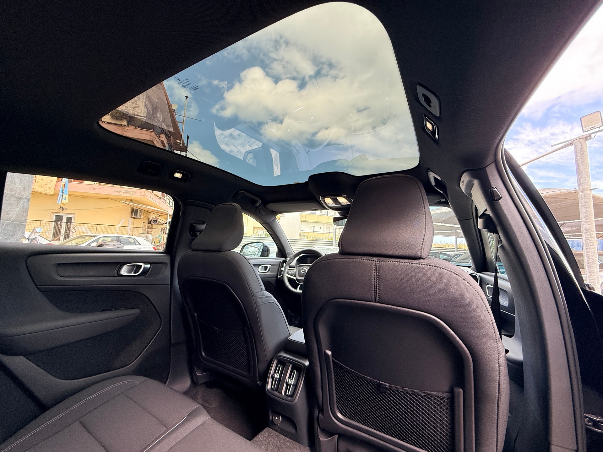 Volvo C40 2023 RECHARGE, PANORAMA