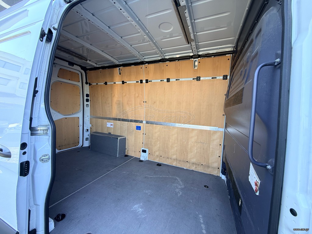 Mercedes-Benz Sprinter 2024 315 CDI L2H2, 3 θέσεις, CarPoint