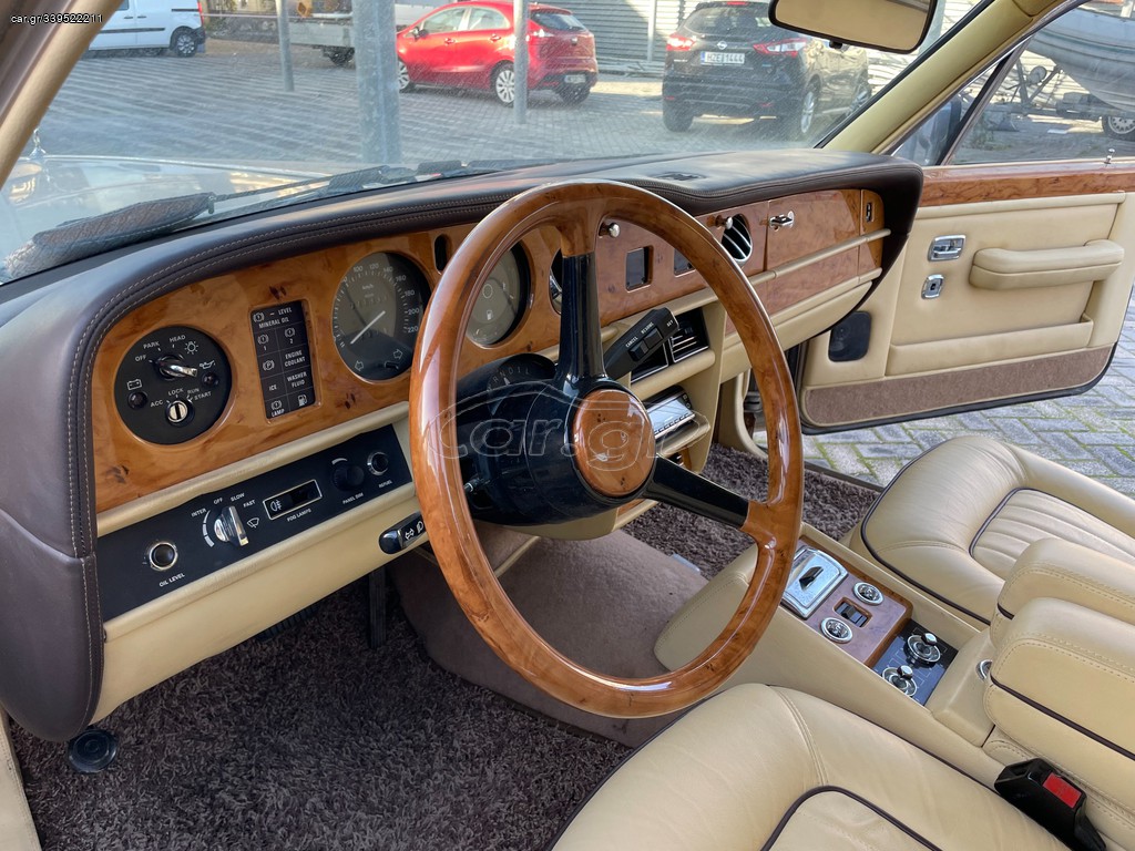 Rolls Royce Silver Shadow 1985 silver Spirit