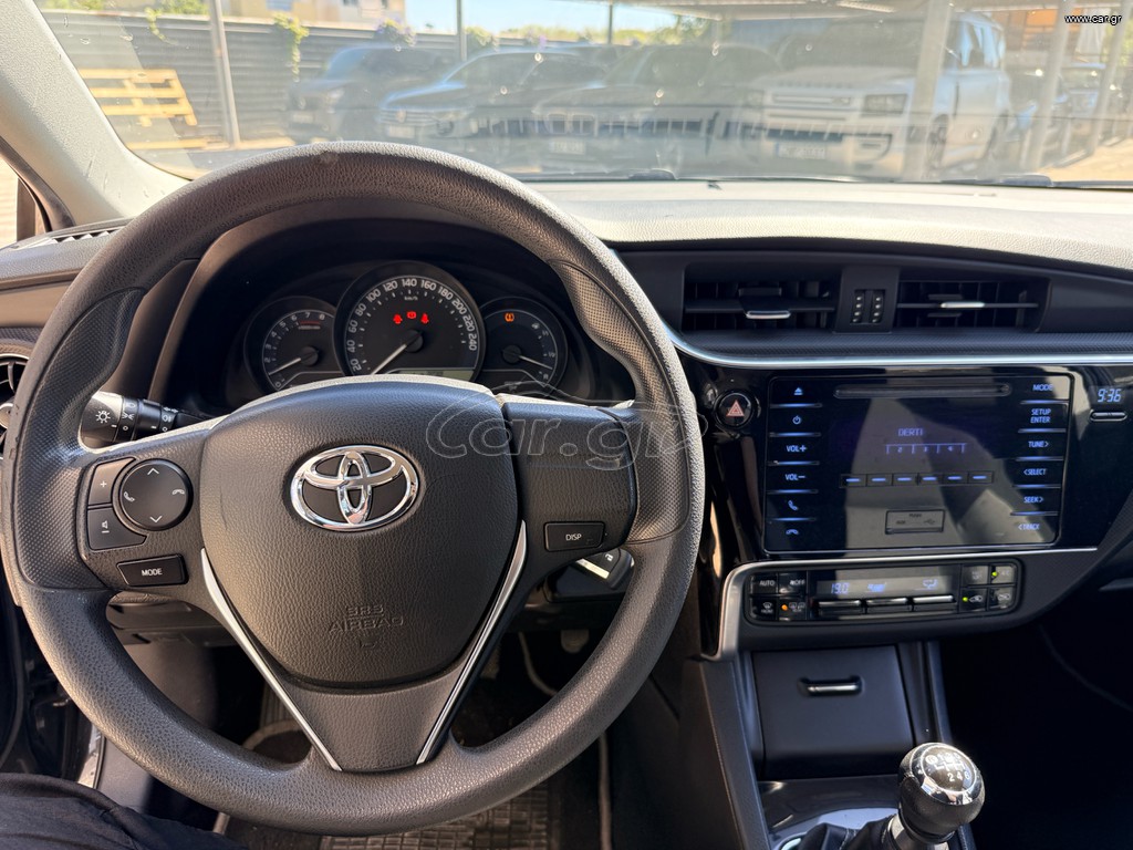 Toyota Auris 2016