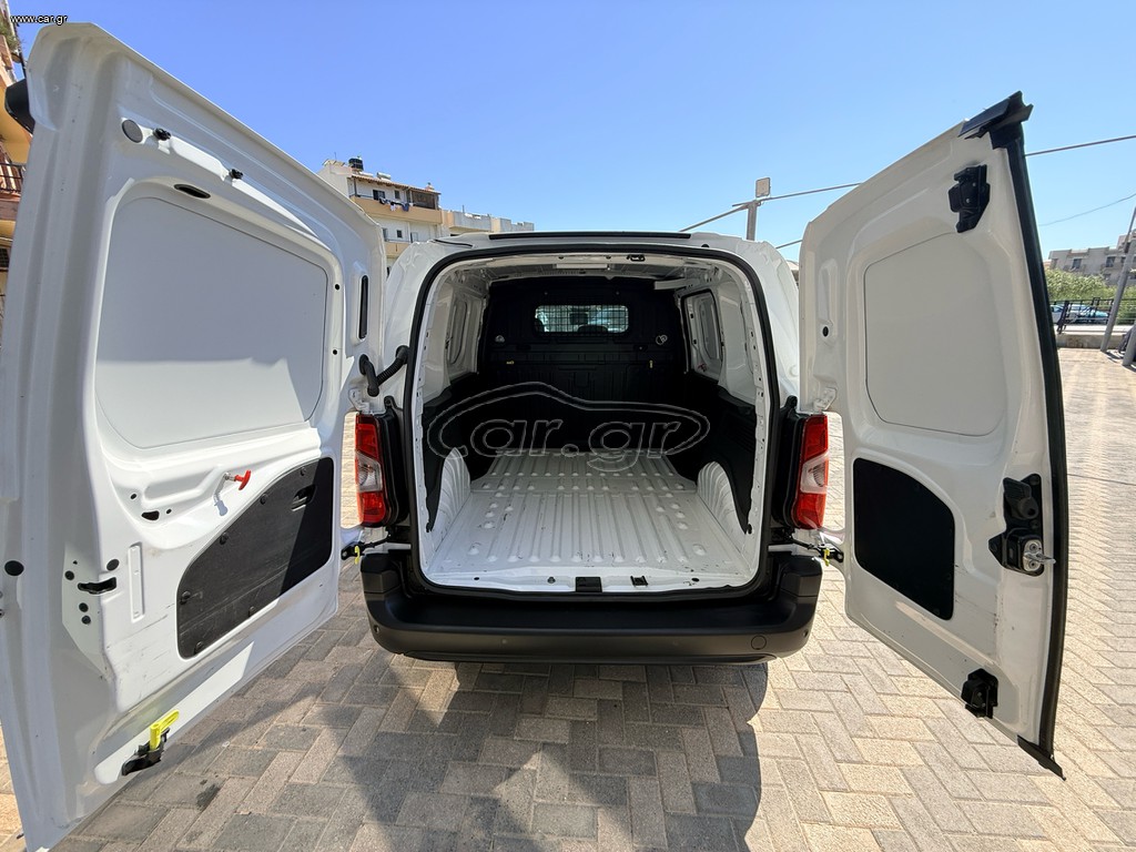 Citroen 2021 Berlingo M 1.2 PureTech, 3 seats, CarPoint