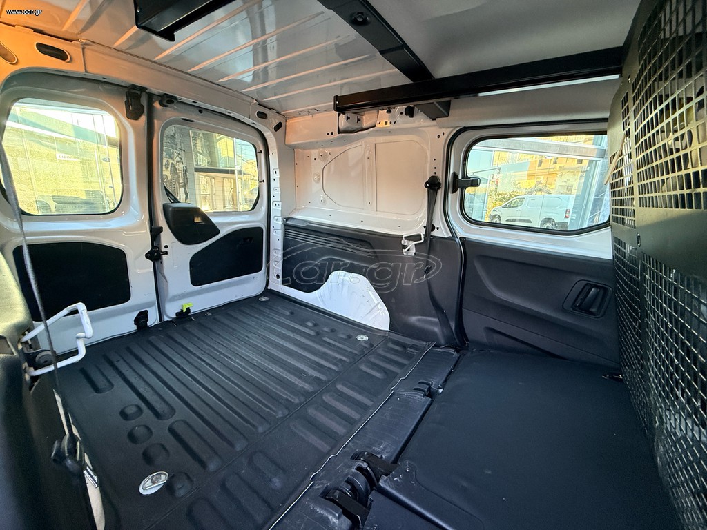 Toyota PROACE CITY 2024 5 ΘΕΣΕΙΣ, επαγγελματικό