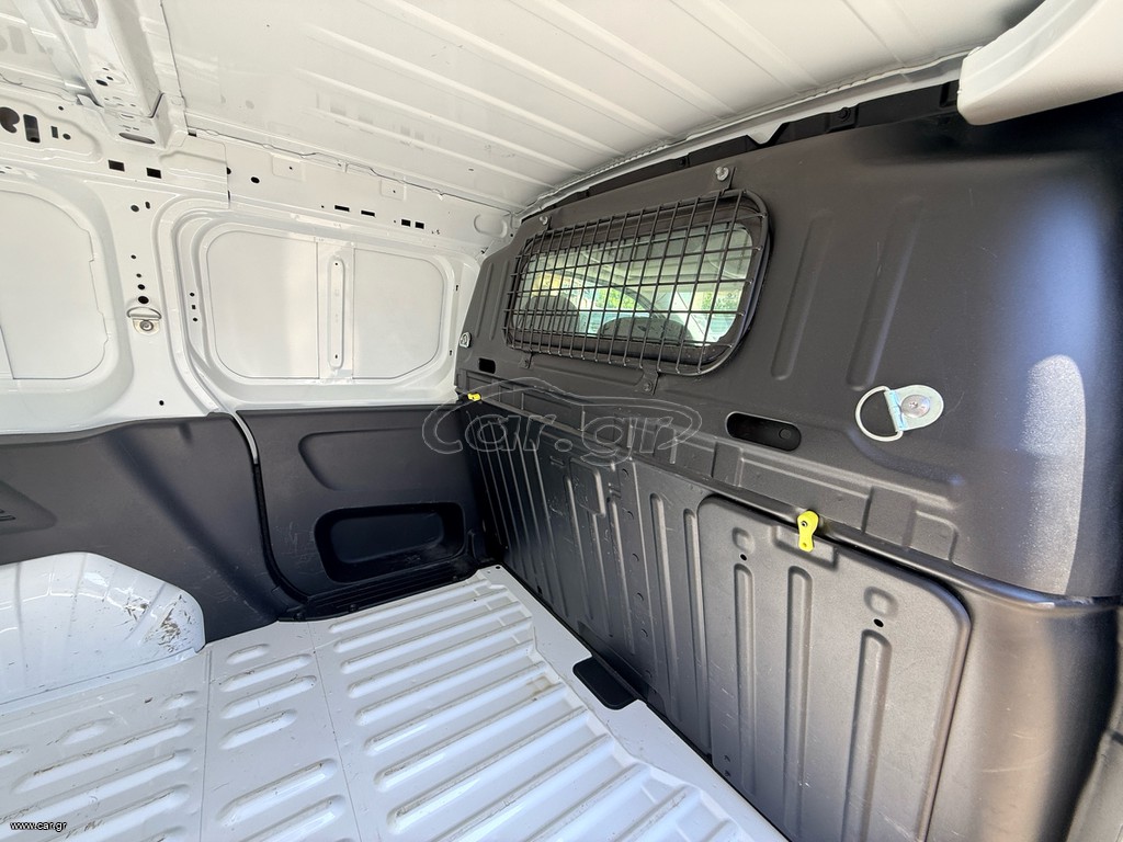 Citroen 2021 Berlingo M 1.2 PureTech, 3 seats, CarPoint