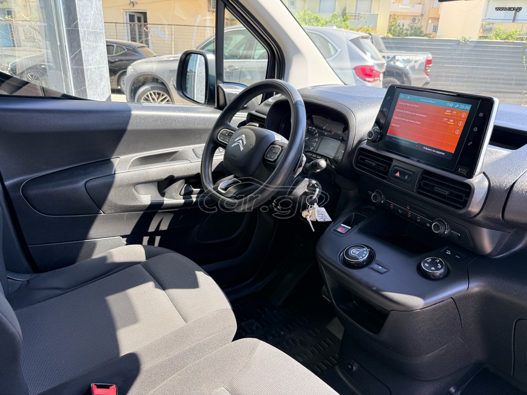 Citroen 2021 Berlingo M 1.2 PureTech, 3 seats, CarPoint