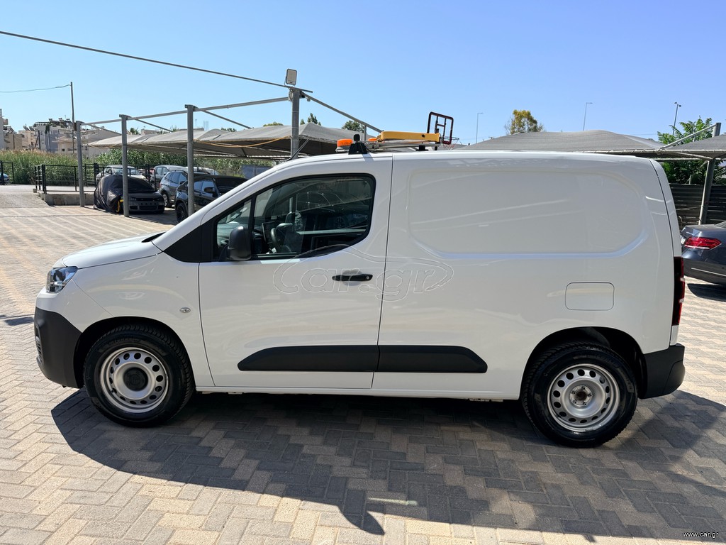 Citroen 2021 Berlingo M 1.2 PureTech, 3 seats, CarPoint
