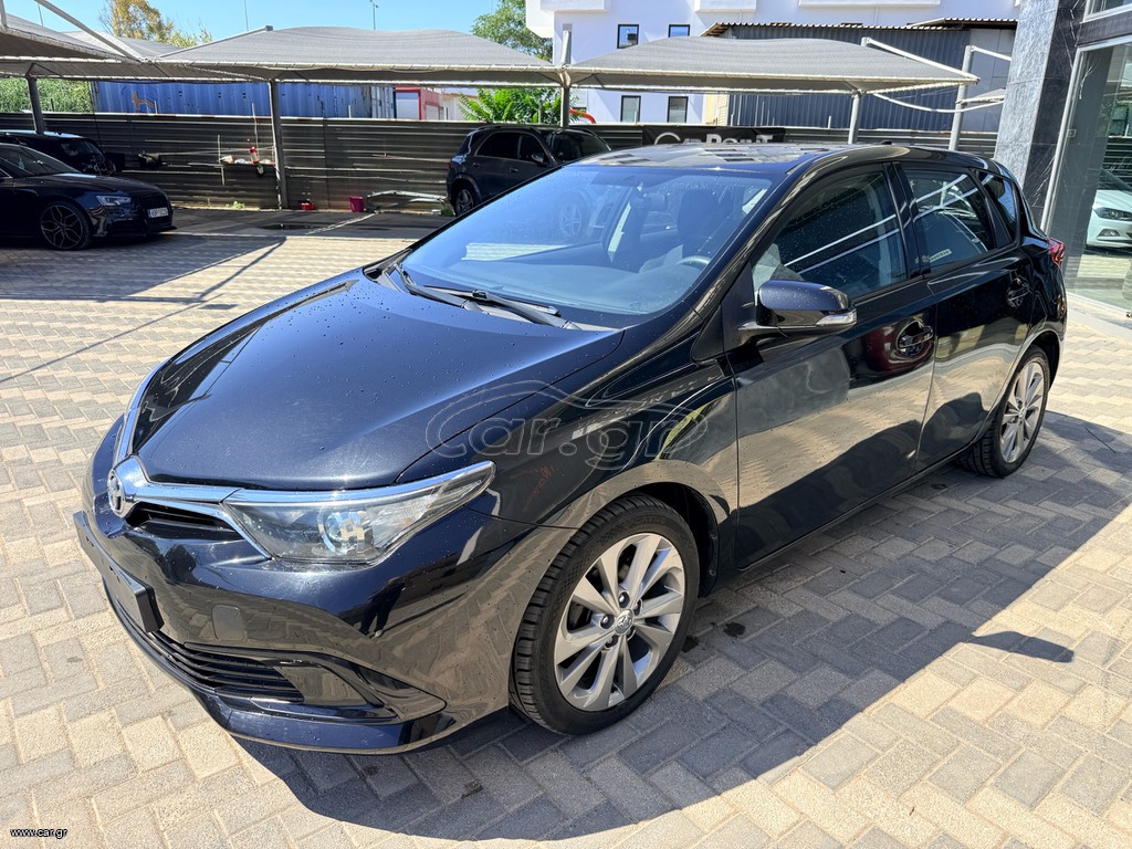 Toyota Auris 2016