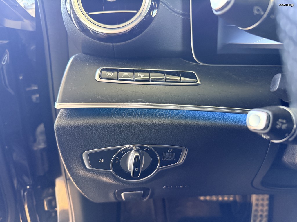 Mercedes-Benz E 220 2016 AMG LINE