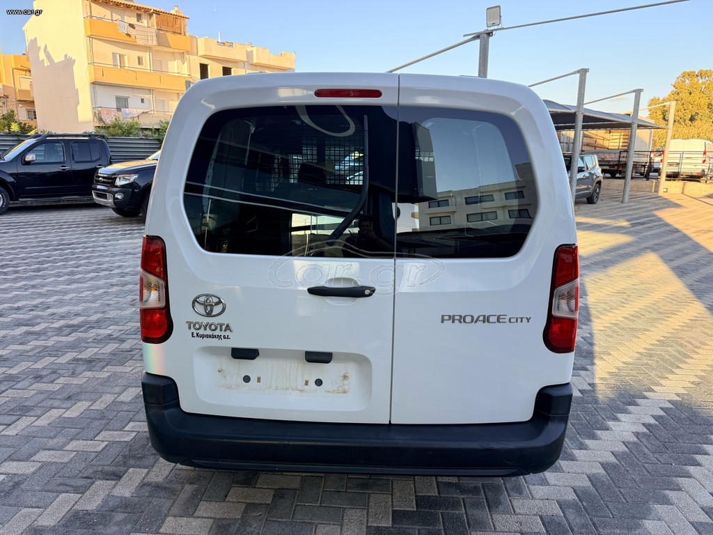 Toyota PROACE CITY 2024 5 ΘΕΣΕΙΣ, επαγγελματικό